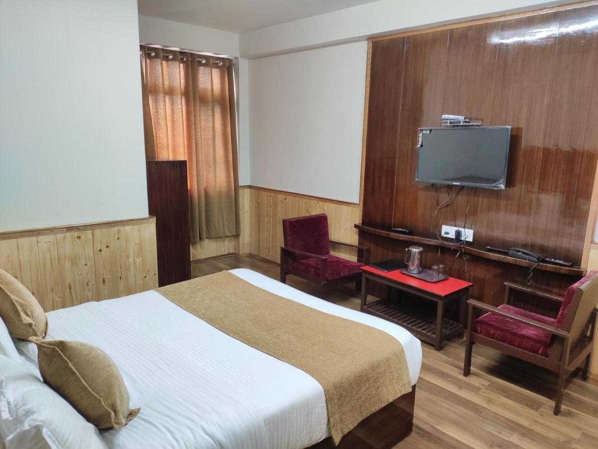 Hotel Zambala Гангток Экстерьер фото