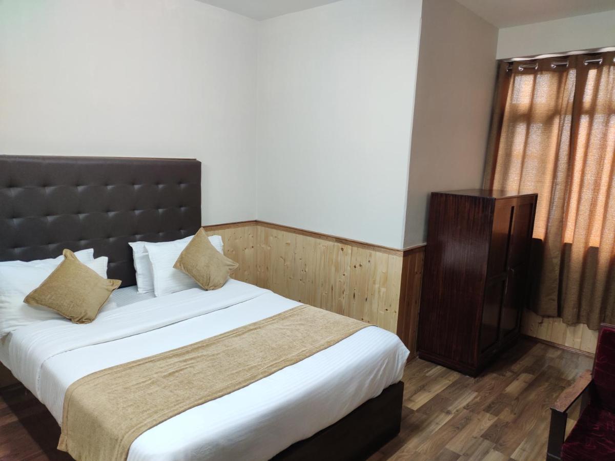Hotel Zambala Гангток Экстерьер фото